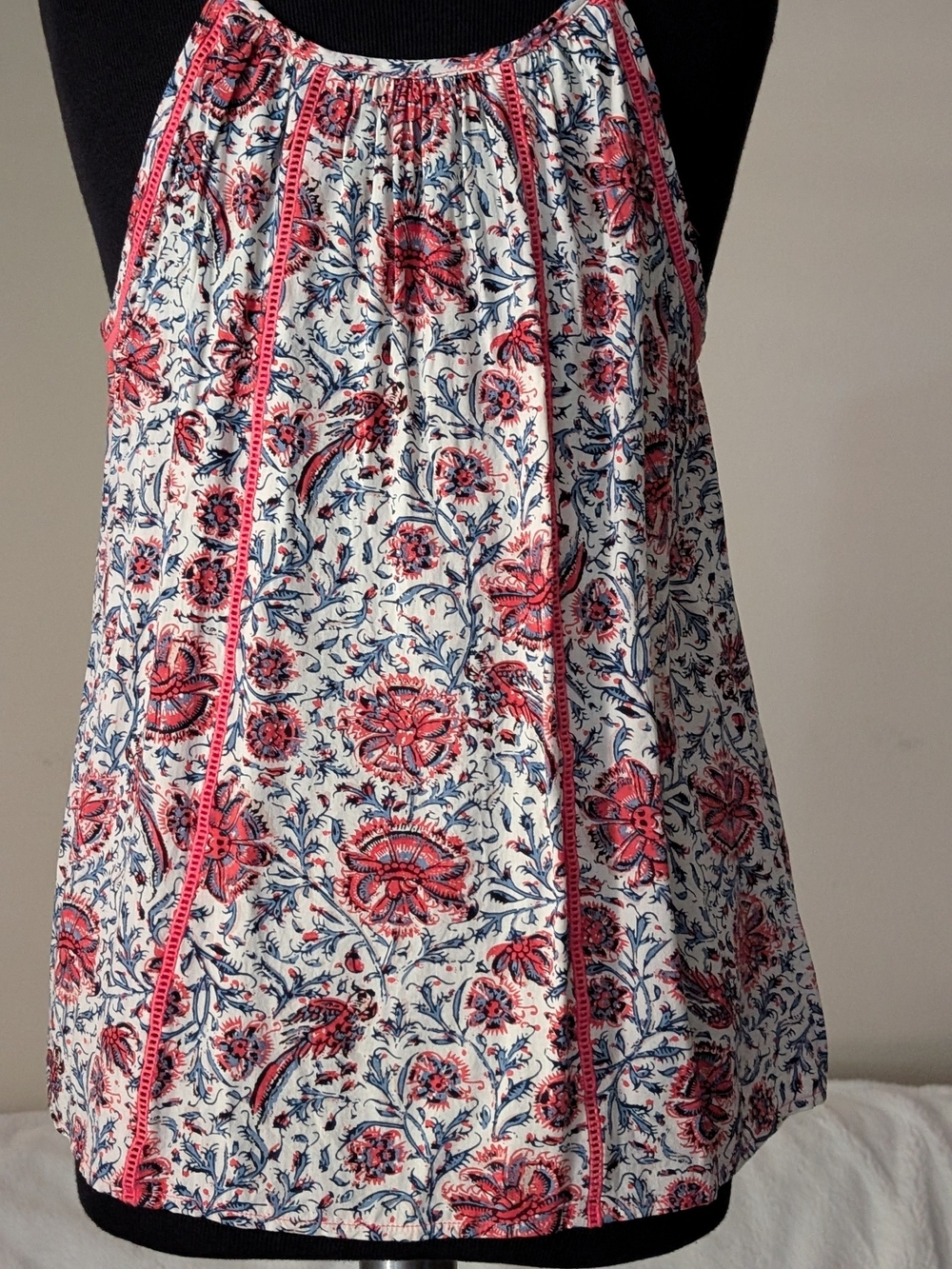 Solitaire Coral, Blue, and White Floral Crochet-Trim Halter Camisole - Picture 6 of 9